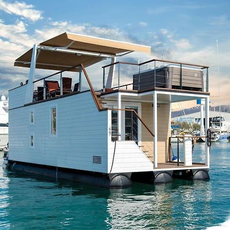 Вилла Floating House Adela Порторож Экстерьер фото