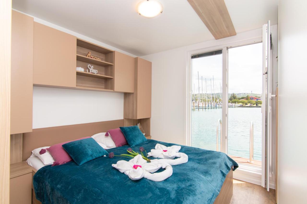 Вилла Floating House Adela Порторож Экстерьер фото