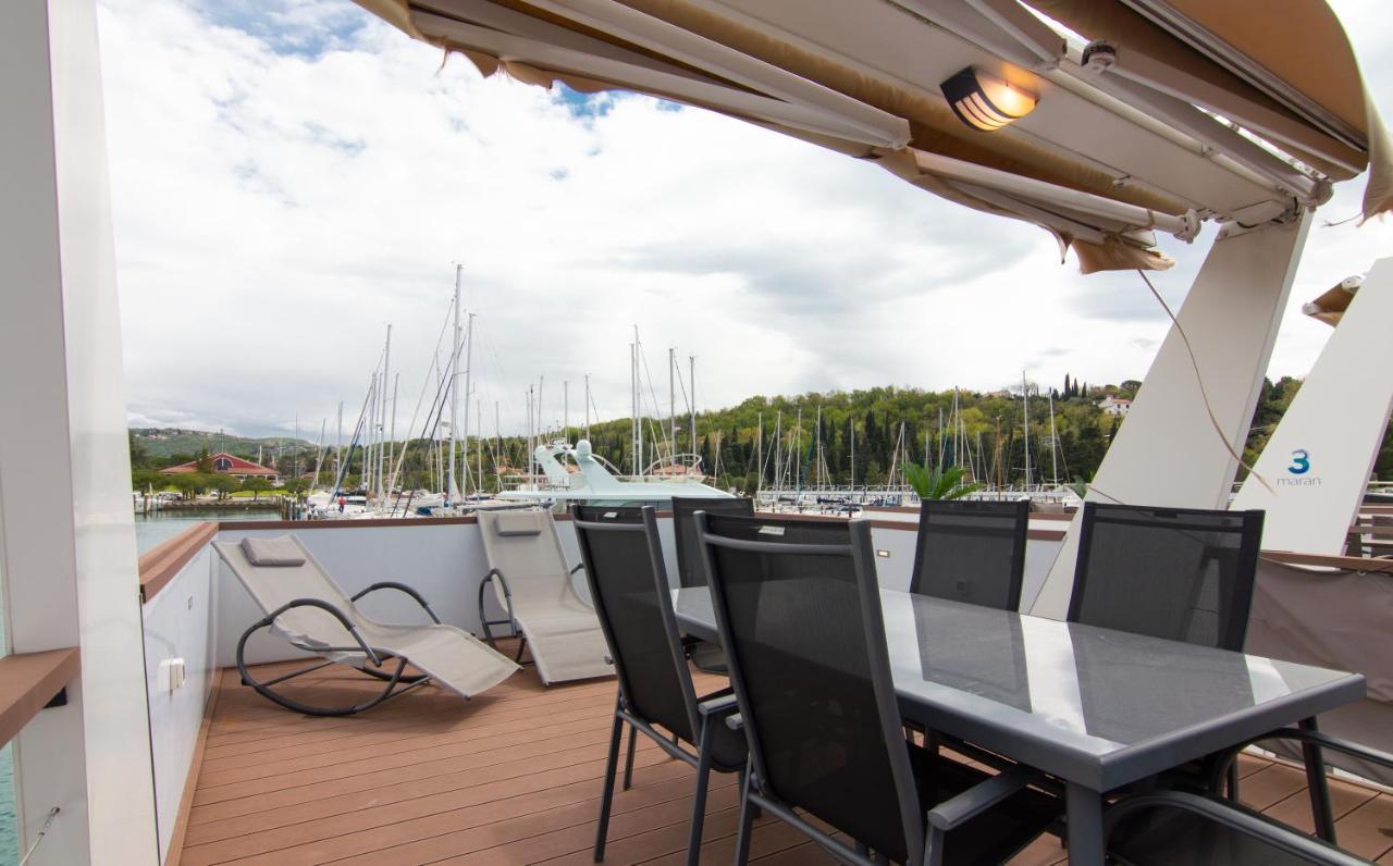 Вилла Floating House Adela Порторож Экстерьер фото