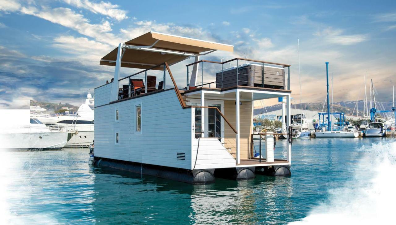 Вилла Floating House Adela Порторож Экстерьер фото